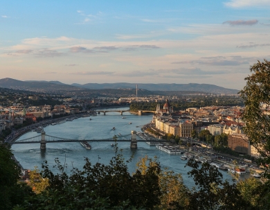 Online ajánlat reggelivel Online ajánlat reggelivel